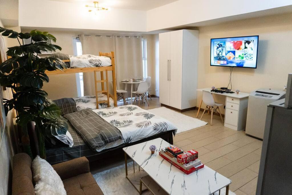 A2j Luxury Venice Near Bgc Malls Manila