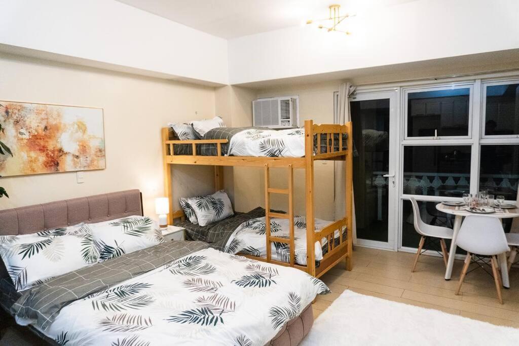 A2j Luxury Venice Near Bgc Malls * Manila