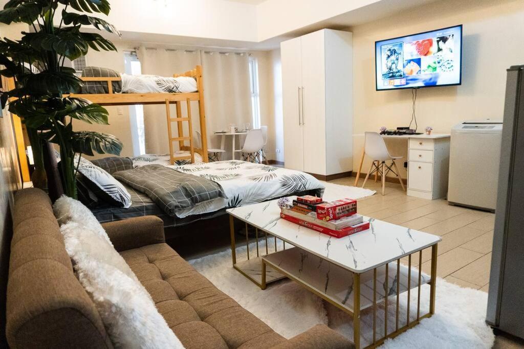 A2j Luxury Venice Near Bgc Malls *