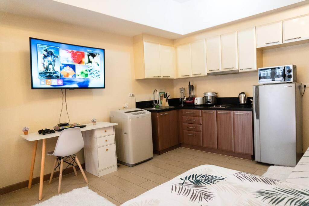 A2j Luxury Venice Near Bgc Malls *