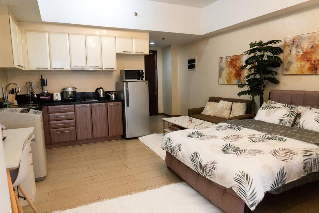 A2j Luxury Venice Near Bgc Malls Manila
