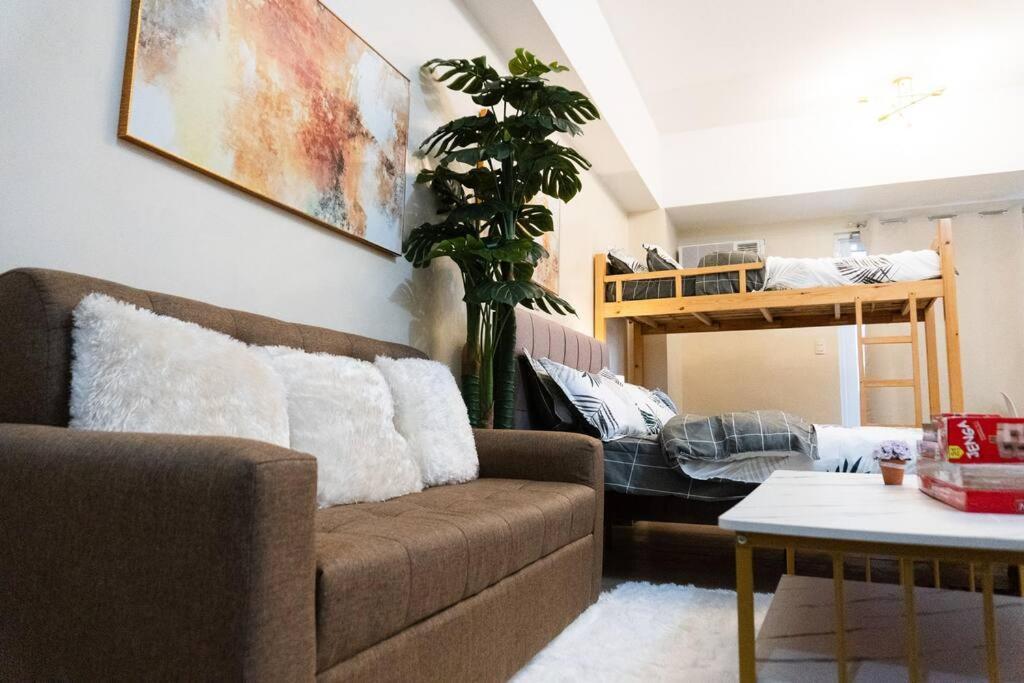 A2j Luxury Venice Near Bgc Malls * Manila
