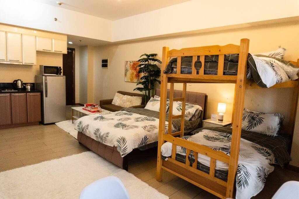 A2j Luxury Venice Near Bgc Malls * Manila